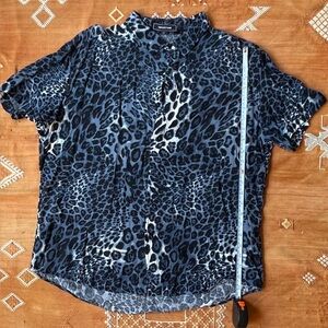 Nautica Men's Blue Animal Print Casual Shirt